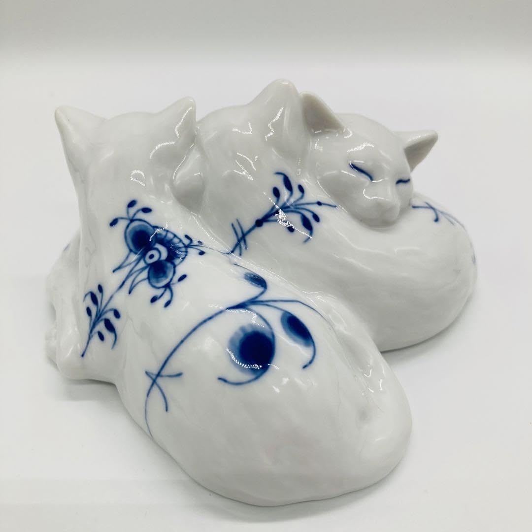 ロイヤルコペンハーゲン ブルーパルメッテ 猫 フィギュリン 人形 置物