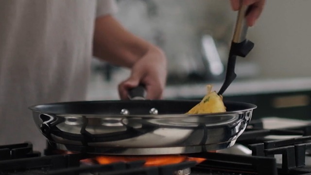 Amazon.com: Joseph Joseph Elevate Silicone Slotted Turner with