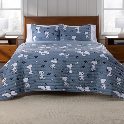 Berkshire Peanuts Microfiber Quilt Set Officially Licensed Snoopy & Woodstock Ultra Soft Lightweight Coverlet with 1 Sham All-Season Bedding for Bedroom(Twin/TwinXL Poses and Paws Denim Wash)