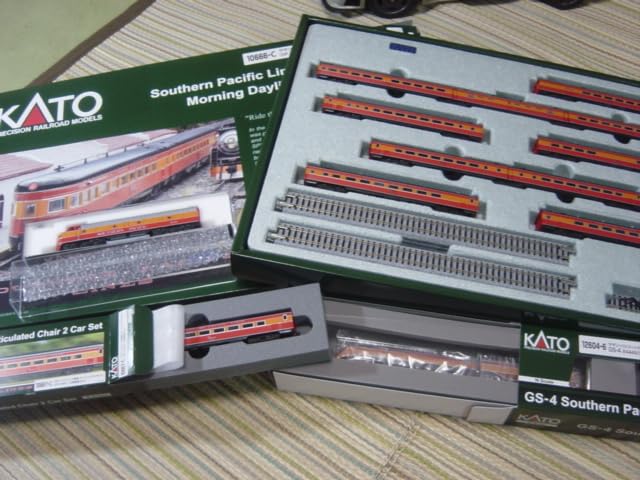 Amazon.co.jp: KATO USA 10666 SP GS-4 SL ＆E8/9A DL + モーニング