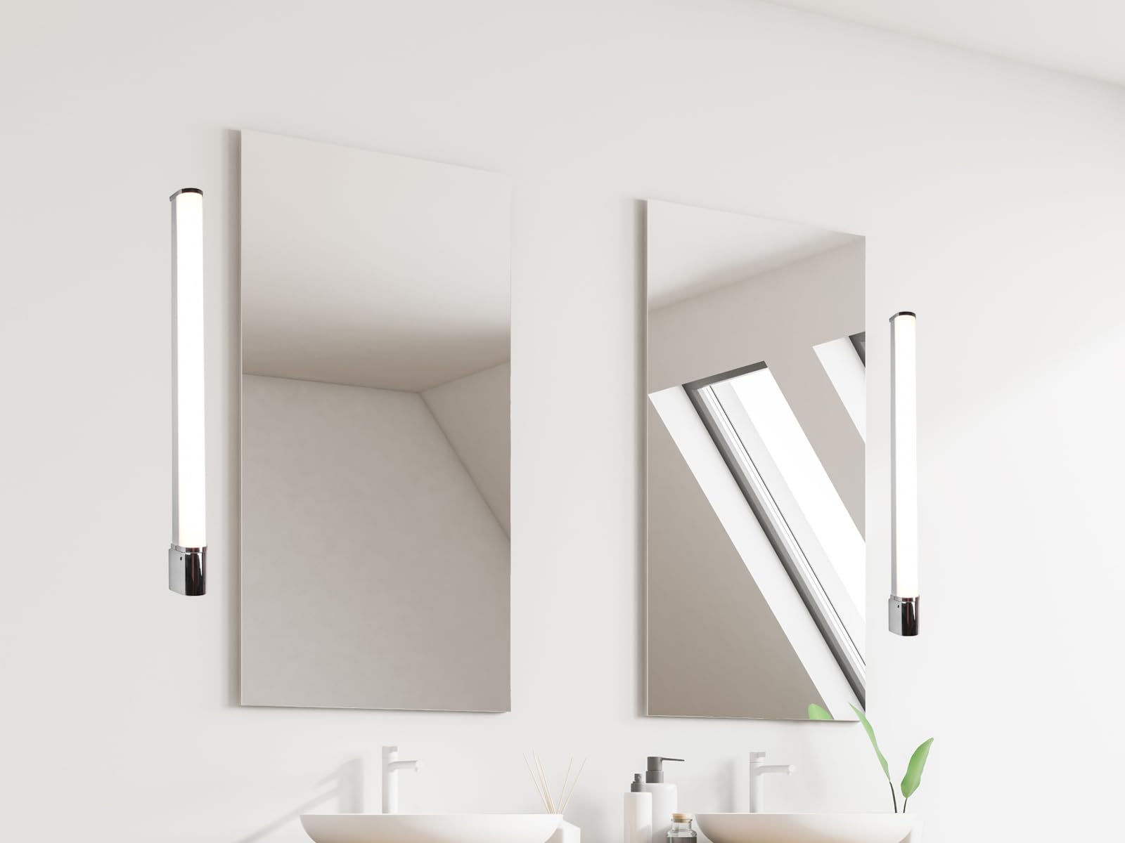 Juego de 2 lámparas de pared LED para cuarto de baño con enchufe e interruptor, color plateado cromado, ancho de 79 cm – lámpara de espejo