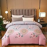 Couette toutes saisons 100 % soie. Dormir sous une couette garnie de plusieurs couches de soie, c'est comme dormir sous un nuage léger et moelleux. Même au cœur de l'hiver, elle vous garde bien au chaud.