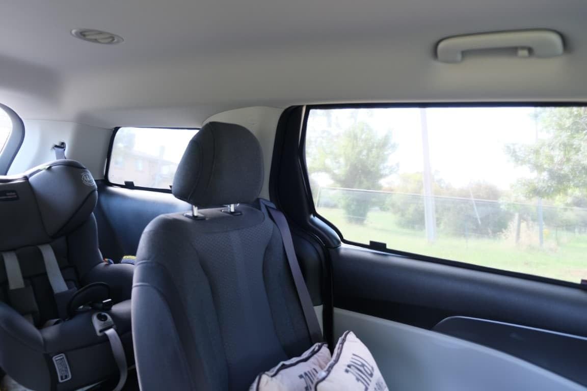 Snap Shades for KIA Carnival/Grand Carnival 4th Generation Car Rear Window Shades (KA4; 2020-Present)