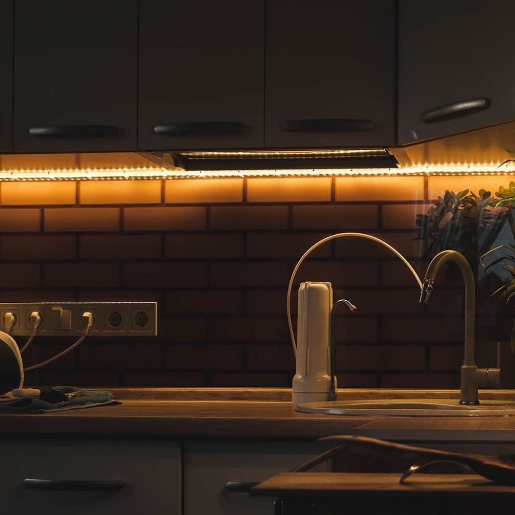 V-TAC Tira LED de interior IP65 impermeable 15 W - 10 metros de longitud - SMD 2835 Alta luminosidad - Luz 4000 K blanca natural - Tiras LED - Tira adhesiva y cubierta de silicona - 12 V