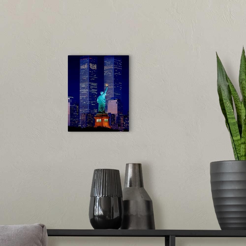 CANVAS ON DEMAND New York City, Statue of Liberty and World Trade Center At Night Canvas Wall Art Print by Giovanni Simeone, Home Decor, America, U,s,a, Artwork,11" x14in