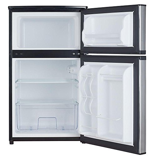 Image of Magic Chef 3.1 cu. ft. Mini Refrigerator in Stainless Look (Stainless Steel)