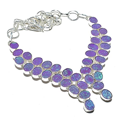 Collier opale violette pour sublimer vos tenues d'été et vos soirées