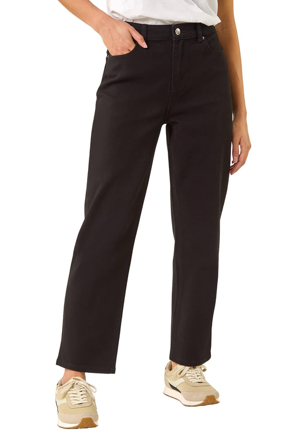 Roman Women's Petite Stretch Straight Leg Jeans in Black | Size: 8