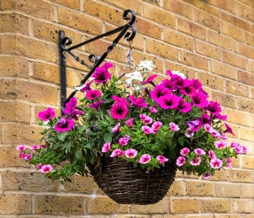 Garden Haven® 16" Garden Rattan Round Hanging Basket Indoor Outdoor Hanging Planter Plants Wicker Hanging Basket with hanging chain Natural Weave Rustic 40cm diameter x 18cm deep with plastic liner