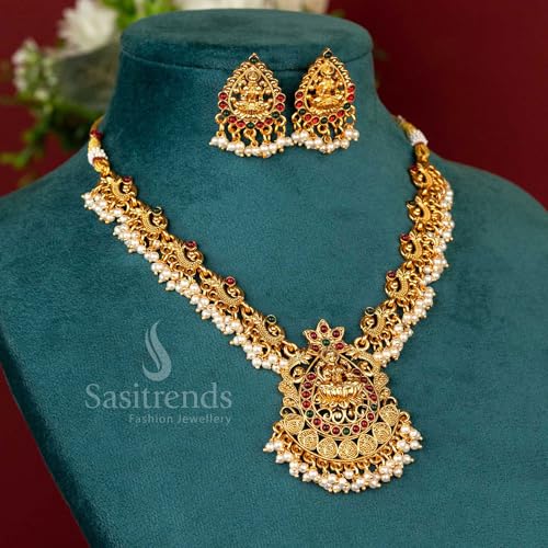 Image of Sasitrends Classic Matte Gold Plated Necklace Set
