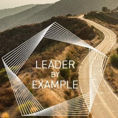 Leader by example Titelbild