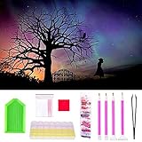 【Breite Funktionen】 5D Diamond painting sets sind für Erwachsene und Kinder geeignet, sodass diamond painting als lustige Geschenke für Eltern, Kinder oder Freunde verwendet werden können. DIY 5D diamond painting full kann auch als Dekoration zum Aufhängen an den Wänden verwendet werden des Wohnzimmers, Schlafzimmers oder Büros usw..