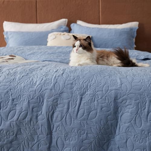 Image of Bedsure Quilt King Size - Ultra Soft Pre-Washed Cloud-Like Bedding, All-Season Lightweight Comforter for Country Bedroom, Leaf Design Coverlet in Mineral Blue, 106 x 96 Inches