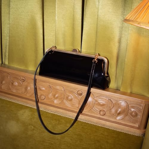 Accessorize black clutch – image 7
