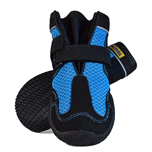 Muttluks Mud Monsters Summer Dog Boots – Rugged Barefoot Technology – Protects Paws – Flexible Rubber Soles, Traction Treads – Pet Booties – 2 Pack – Blue, Large/XL