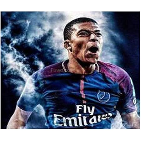 Diy 5d Diamant Peinture Football Etoile Kylian Mbappe Point De Croix Complet Rond Carre Diamant Broderie Decoration De La Maison 30x40cm Amazon Fr Cuisine Maison