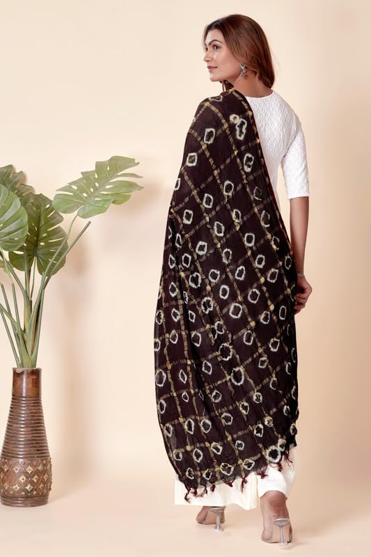 Image of Women Bandhani Dupatta | Traditional Chunri Print with Decorative Border | Lightweight Ethnic Stole for Festive and Wedding Wear