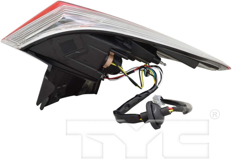 For Nissan Rogue Hybrid Outer Tail Light 2017 Passenger Side For NI2805110 | 26550-6FL0C