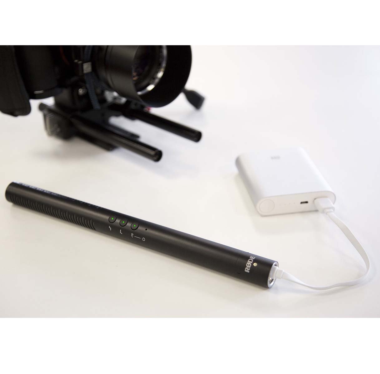 Rode NTG-4+ Plus - Microfono direzionale + supporto per microfono Keepdrum PCMH1