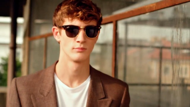Amazon.com: Ray-Ban RB3916 CLUBMASTER SQUARE LEGEND GOLD - Gafas