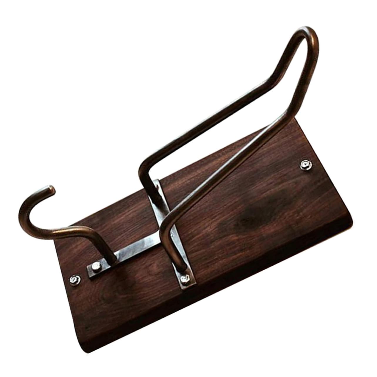 Soporte de madera y metal para cascos con acabados robustos