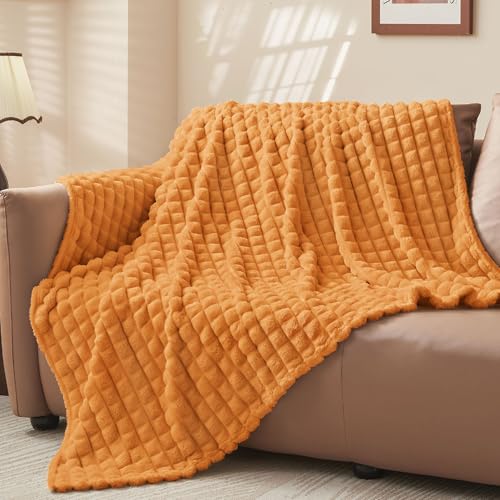 Luxurious Super Soft Fall Throw Blanket for Couch and Bed, Burnt Orange 3D Checkered Fuzzy Fleece Blanket - 50x60 inches
