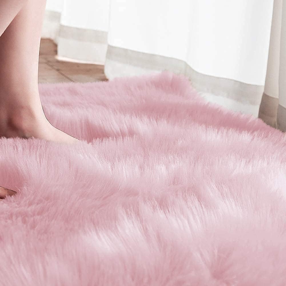 Maples 1 PC Fluffy Fuzzy Faux Sheepskin Wool Fur Car Seat Cover for Auto SUV Trucks Universal Fit, Soft Plush Synthetic Wool Buck Fur Car Seat Cushions (Pink) - Image 4