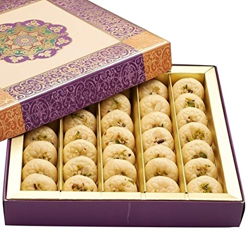 Punjabi Ghasitaram Halwai Diwali Special White Mawa Peda Mithai Diwali Sweets Gift Box (200gms)