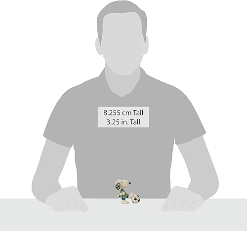 Miniatura 5 de Enesco Peanuts by Jim Shore Snoopy Playing Soccer - Figura en miniatura, 3.25 pulgadas, multicolor