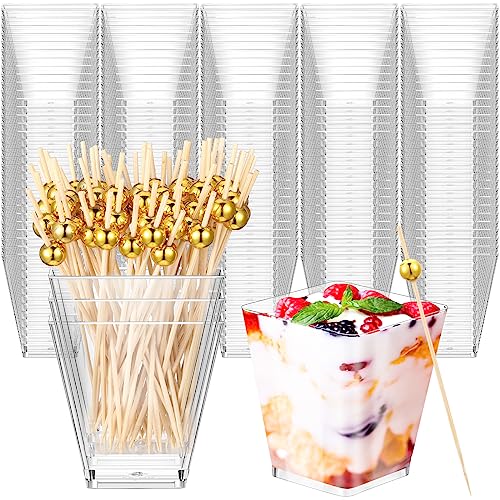 Gejoy 125 Pack 7oz Plastic Dessert Cups with 125 Bamboo Sticks, Square Charcuterie Cups with Cocktail Picks for Party, Ice Cream, Fruit Puddings, Snack, Appetizers Wedding Catering Supplies