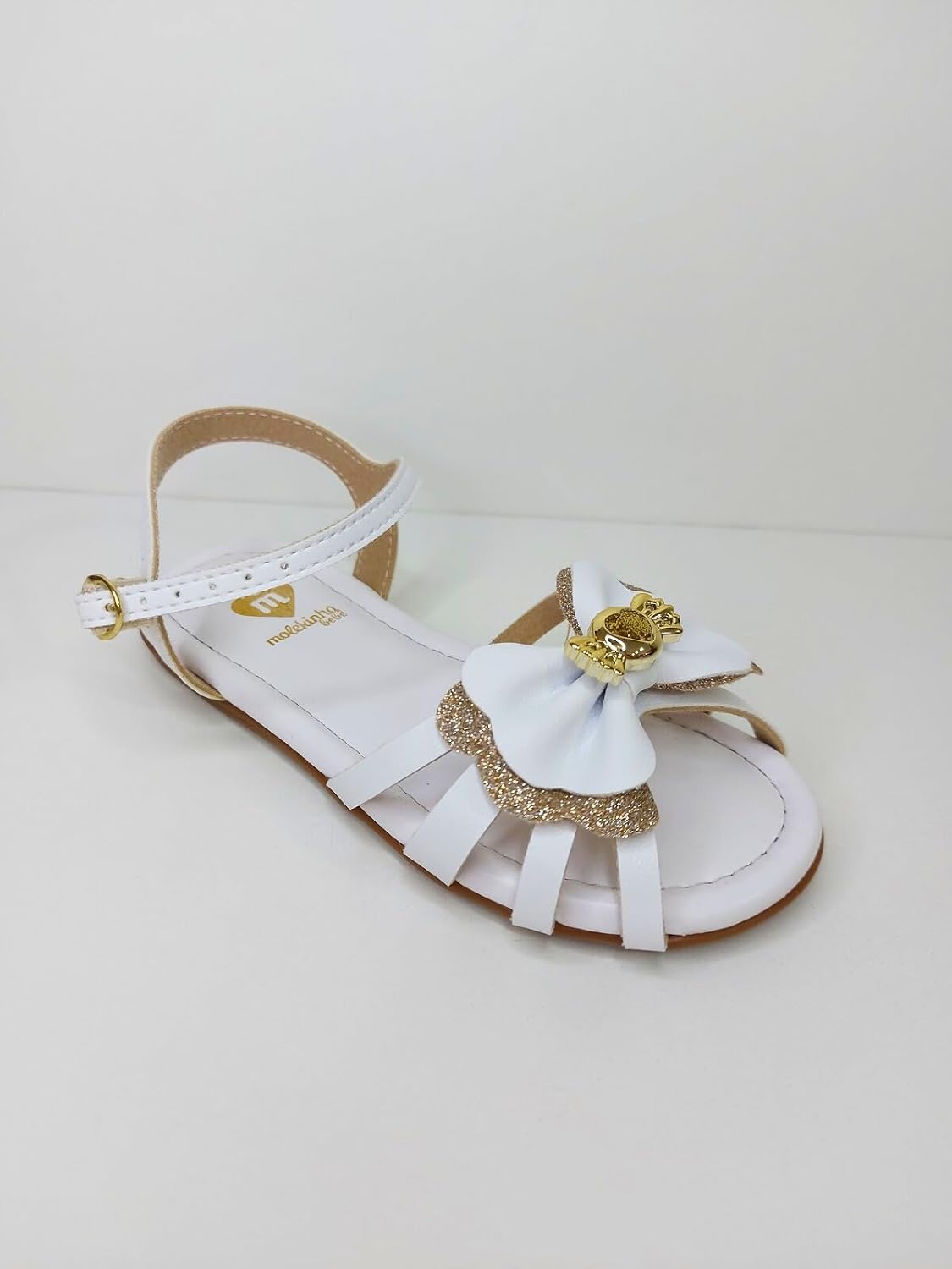 Sandália Infantil Molekinha com Laço e Detalhes Brilhantes – Branco | 2114.282 em promoção! Veja a oferta e mais achadinhos de Sandálias & Chinelos Infantis 5 Hoje é o melhor dia para comprar Sandália Infantil Molekinha com Laço e Detalhes Brilhantes – Branco | 2114.282 com aquele preço maroto! Promoção! Aproveite a oferta! 5