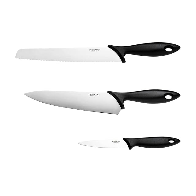 Fiskars Starter Set, 3-częściowy zestaw noży, nóż szefa kuchni, nóż do chleba, nóż do krojenia (długość ostrza: 20 cm, 23 cm, 11 cm), Essential, stal nierdzewna/tworzywo sztuczne PP, czarny, 1065583