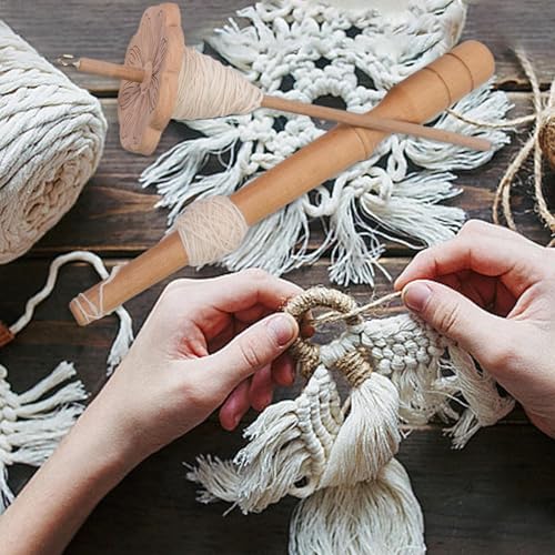 Handspindel aus Buchenholz zum Spinnen von Wolle – Tropfenform mit Blumenmuster – Bild 9