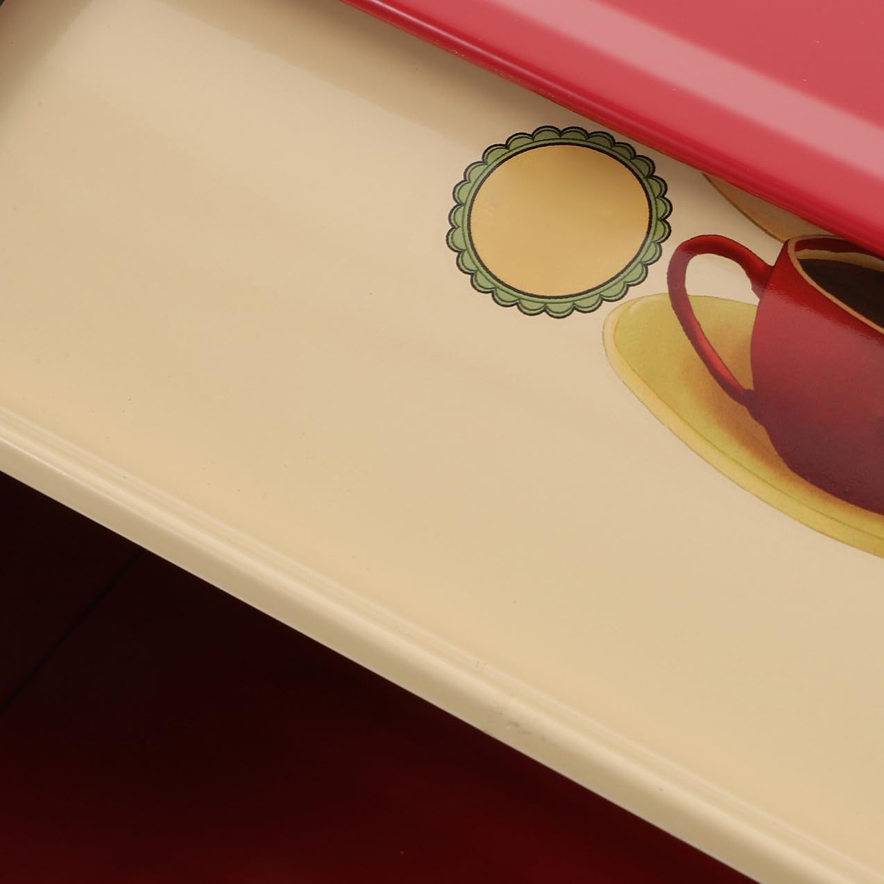 Toyvian Metal Bread Box Large Red Vintage Bread Container Stainless Steel for Countertop Storage and Freshness Preservation