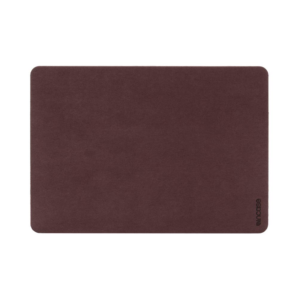 Incase Textured Hardshell in NanoSuede for 15-inch MacBook Pro - Thunderbolt 3 (USB-C) - Merlot