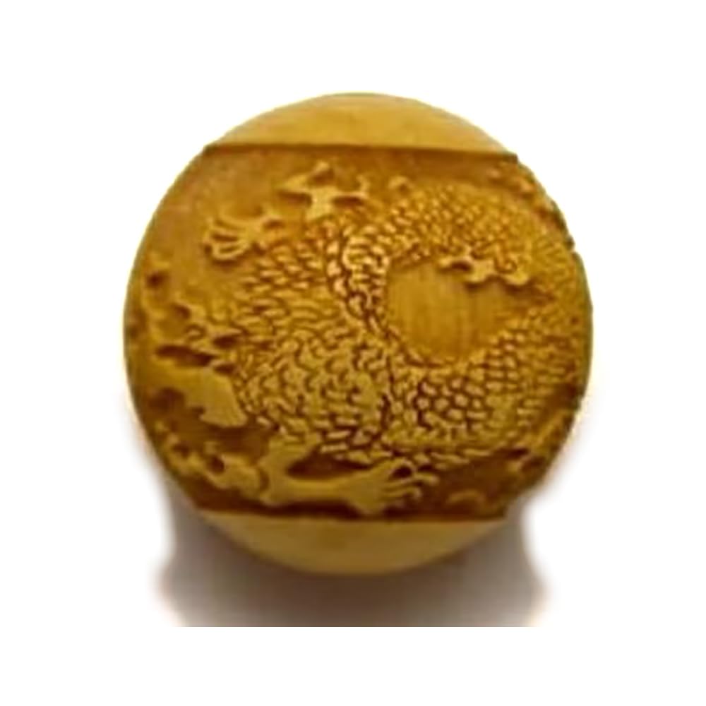 究極品質　歴代皇帝に愛されたネフライトの最高峰　羊脂玉の勾玉　五爪皇帝龍金彫 ☆希少入荷☆極上品質☆一番権威のある皇帝龍☆【白天珠】【龍神