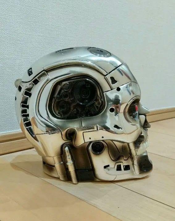 ターミネーター超金庫 エンドスカル エンドスケルトン 非売品／レア品 Amazon.co.jp: TSUTAYAターミネーター超金庫 貯金箱 エンドスケルトン