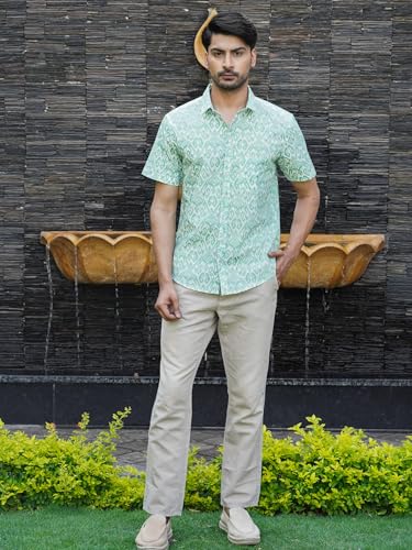 Image of Men's Green Geometric Pattern Cotton Casual Shirt