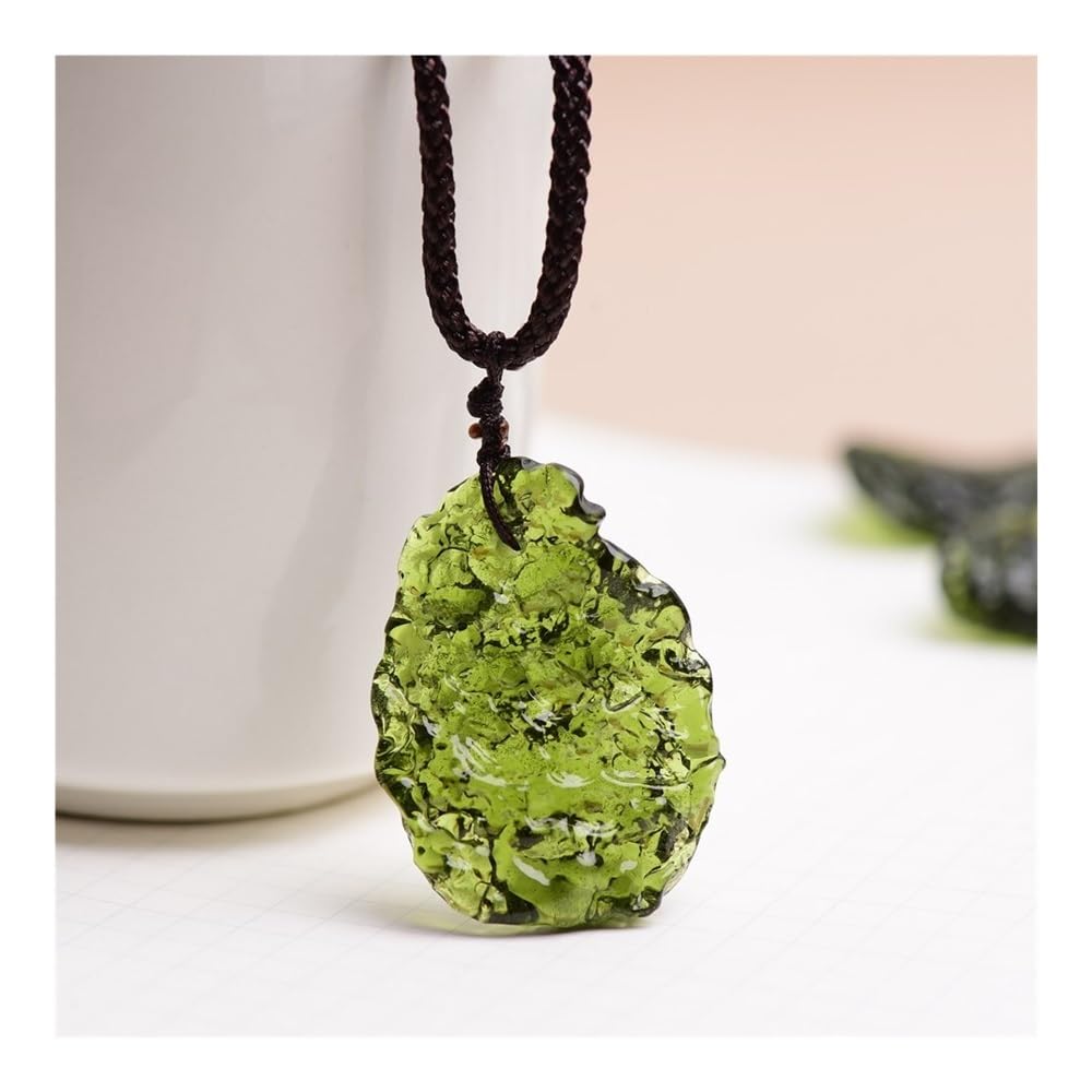 1PC Collana in vera Moldavite naturale Collana in meteorite ceco grezzo Cristallo energetico Pietra preziosa Elegante collana, regalo prezioso for gli amici(15-20g)