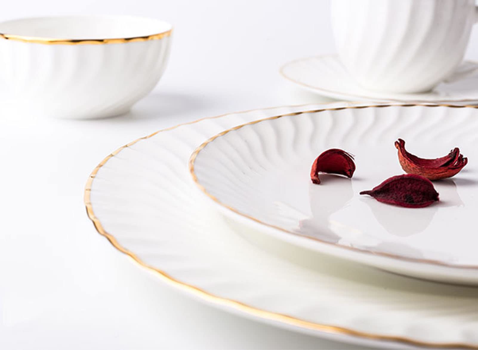 Okrągły zestaw obiadowy, ceramiczny zestaw obiadowy 28 szt., serwis na 6 naczyń, zestawy porcelany stołowej ze złotą obwódką, nowoczesny komplet obiadowy z pełną obsługą, zestawy talerzy i misek,