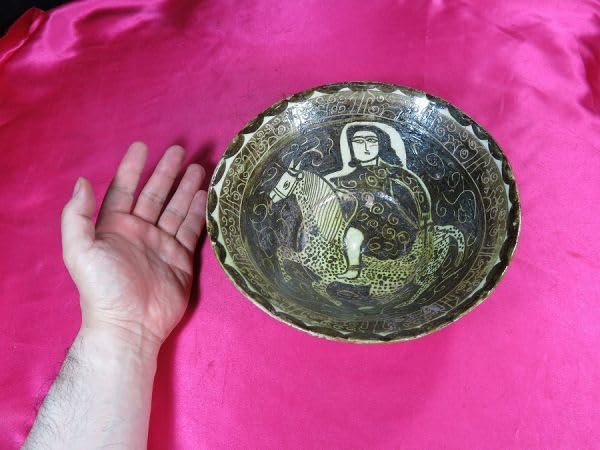 極美 ペルシャ 15世紀 四足獣文大鉢 大皿 鉢 大椀 イラン アフガニスタン 極美 ペルシャ 15世紀 四足獣文大鉢 大皿 鉢 大椀 イラン ア