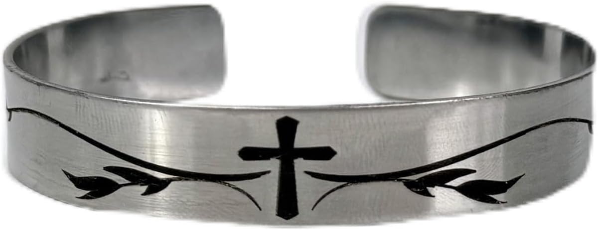 FashionJunkie4Life 925 Sterlin Silver and Stainless Steel Open Cuff Bracelet