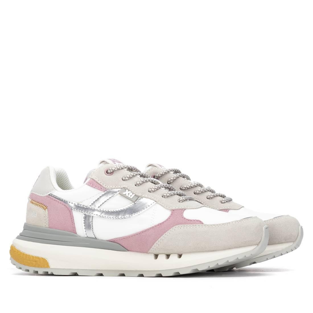 XTI - Sneakers Kobiety - Wygodne i wszechstronne obuwie – moda casualowa
