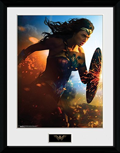 1art1 Wonder Woman Poster It Is Our Sacred Duty To Defend The World Affiche Encadrée Pour Fans Et Passionnés| Images Murales | Dans Un Cadre Photo 40x30 cm