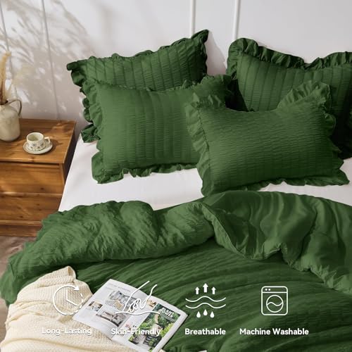 JOLLYVOGUE Dark Green Queen Comforter Set, 3 Pieces Seersucker Comforters Queen Size, Lightweight & Fluffy Bedding Sets Queen for All Season with 1 Ruffle Comforter and 2 Ruffle Pillowshams