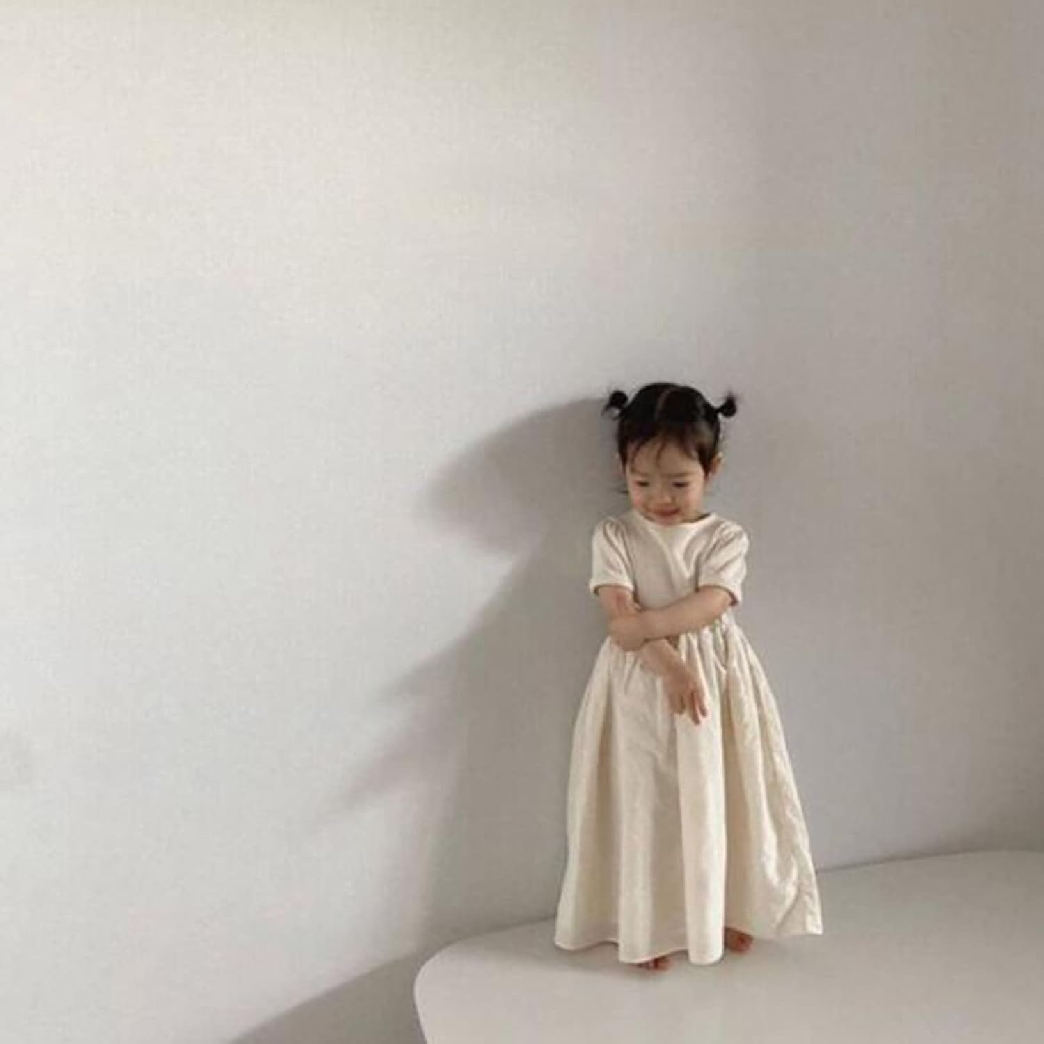 [KAPE1] キッズ服 女の子 ワンピースドレス 半袖 無地 フリル プリンセスドレス ミニ サマードレス 子供服 可愛い ロング