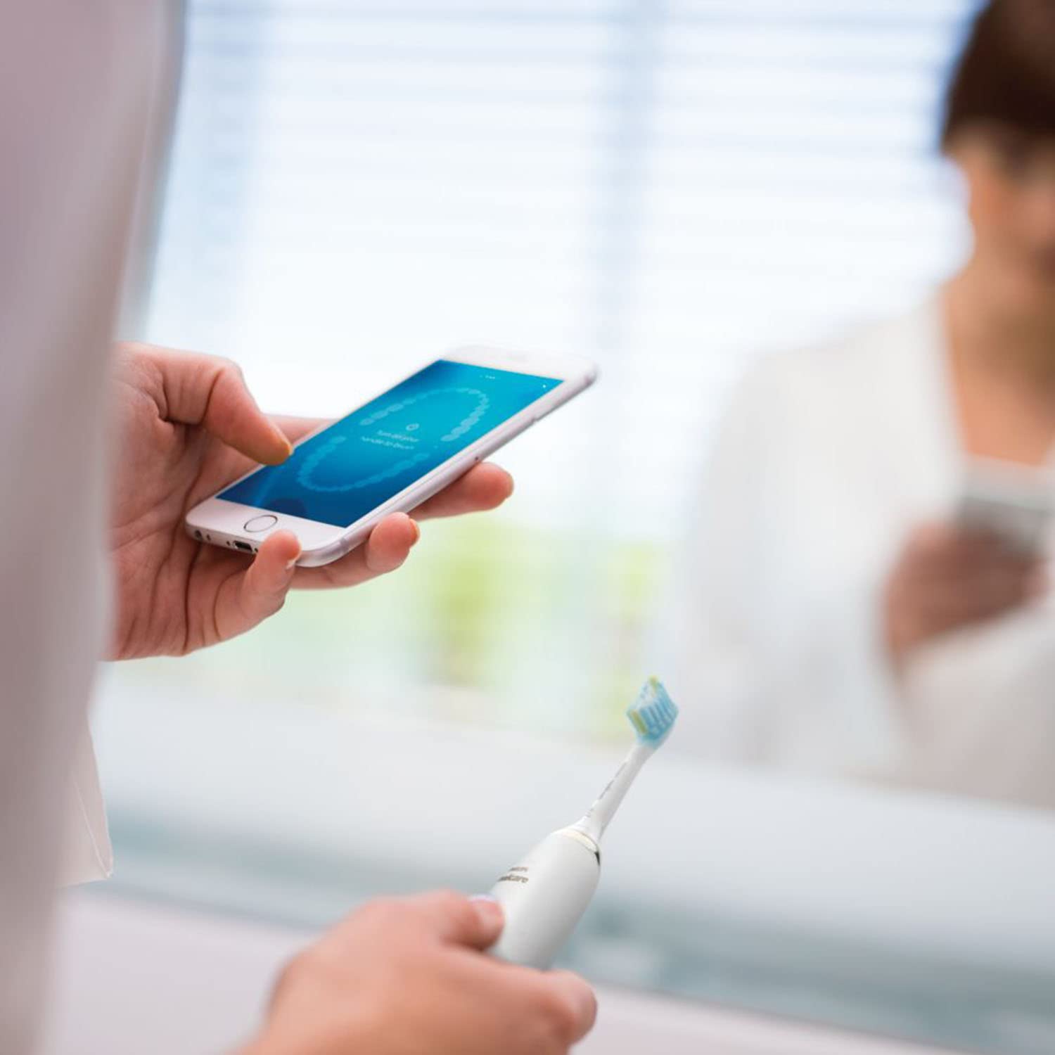 Philips Sonicare DiamondClean Spazzolino elettrico Smart con tecnologia a ultrasuoni hx9924/03, da vetro e USB di ricarica da viaggio di alta qualità, Bianco