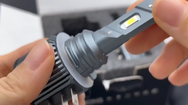 2 pezzi H15 lampadine a LED faro per auto abbaglianti luce di marcia diurna 12V 6500K lampada automatica bianca Canbus per Golf 6 VW Audi BMW 34 2 pezzi H15 lampadine a LED faro per auto abbaglianti luce di marcia diurna 12V 6500K lampada automatica bianca Canbus per Golf 6 VW Audi BMW 34