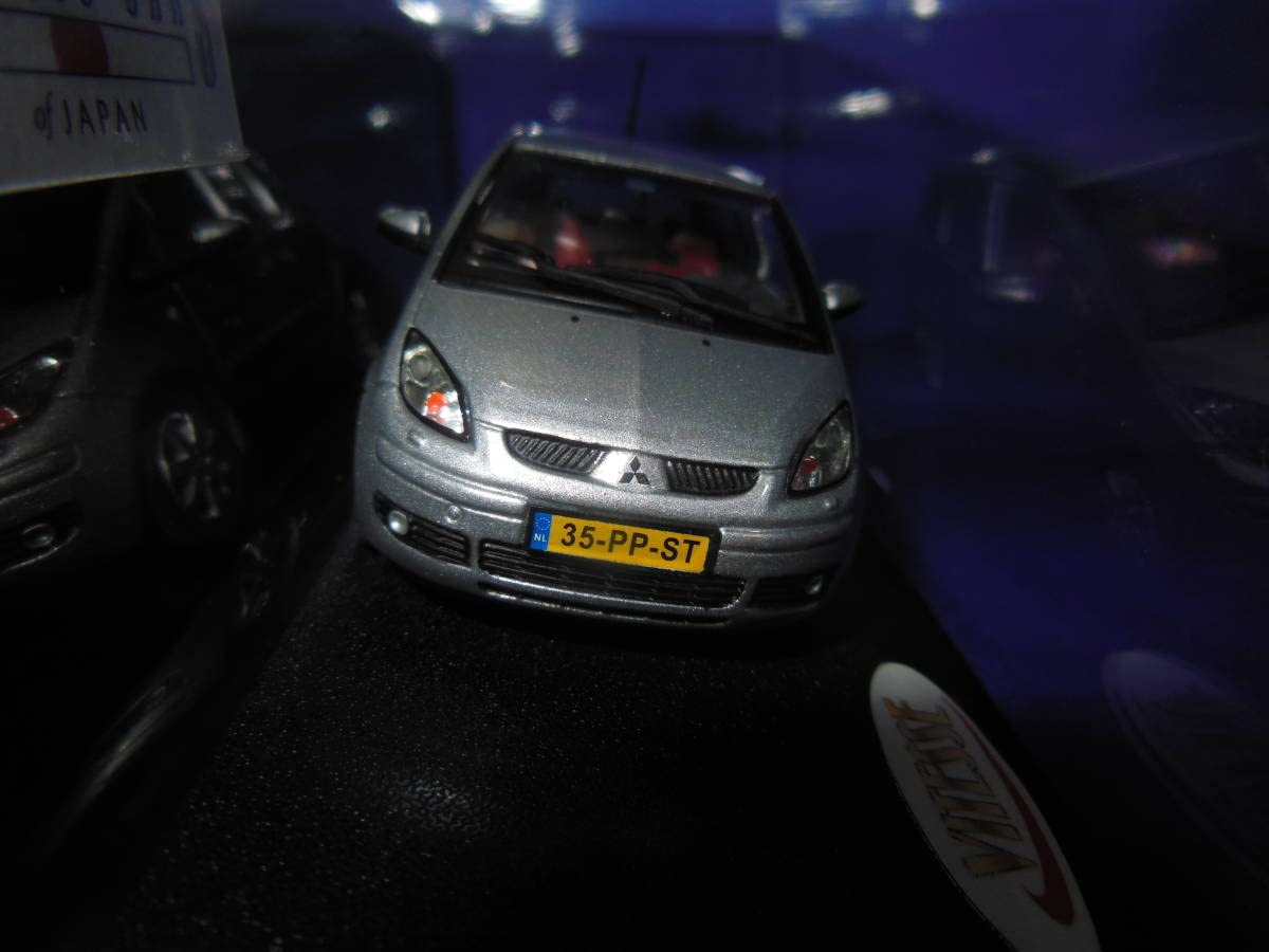 Amazon | 1/43 三菱 コルト COLT シルバー ミニブック付き VITESSE