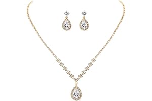 Sparkling Crystal Necklace and Earring Set: Elegance Embodied